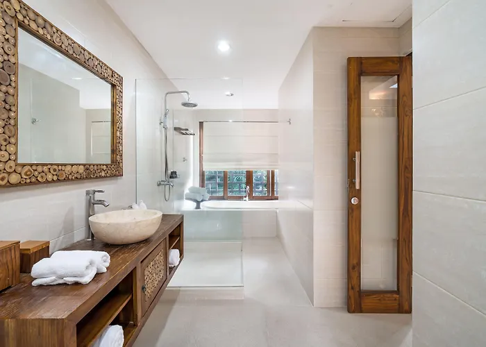 Mayura Ubud Retreat Hotel